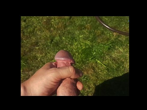 ❤️ Hotfies e ndyhet pidhi i saj rozë dhe përfundon me një shiringë në një kopsht veror ❤ Pornografi cilësore në pornografi sq.pinkporno.ru ❌️